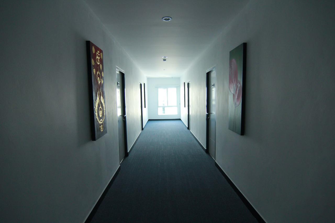Tada Condotel Buriram Exterior foto