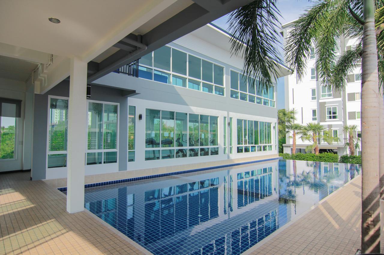 Tada Condotel Buriram Exterior foto